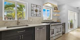 2862 NE 35th Court Gallery 9