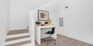 The Q Variel Gallery 32