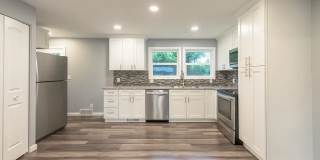 Fully Remodeled 3 Bedroom, 3 Bath Close To Purdue! Gallery 5