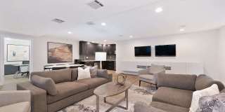 Park West Village Gallery 31