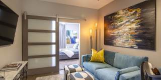 The Pointe North Hills Gallery 12