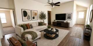 4 Bed House - North of UT Campus Gallery 4
