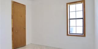 927 E Salazar Street Gallery 13
