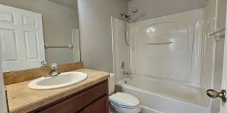 Seven Oaks 2/2.5 Townhouse Gallery 14
