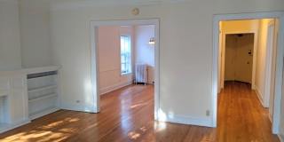 731 Hinman Gallery 4