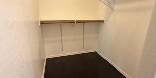 1945 E Aloe Place Gallery 26