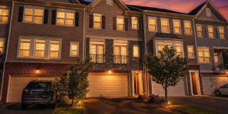 342 WOODSTREAM Boulevard Gallery 1