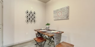 Riverside Gallery 7
