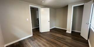 Newly Remodeled 2 Bed/1 Bath Home! Gallery 8