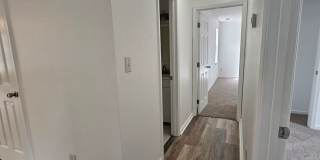 Renovated 4 Bedroom Home! Gallery 7