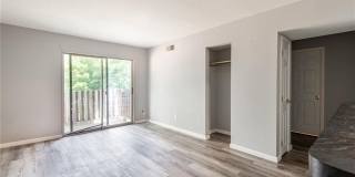 3004 Pembroke Lane Gallery 1