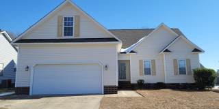 NEW LISTING- 3 bd/ 2 ba located MINUTES from Fort Bragg! Quiet Neighborhood! Gallery 1