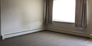 Spacious 3-Bedroom, 4 Plex – Pet Friendly Gallery 1