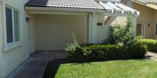 Charming 2-Bedroom, 2-Bath Triplex for Rent – Prime Tracy Location! Gallery 1