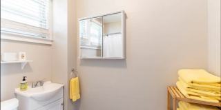 Furnished Germantown Charmer- available for 1-3 month stays! Furnished Germantown Charmer- available for 1-3 month stays! Gallery 11