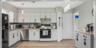 2831 POST ROAD Gallery 5