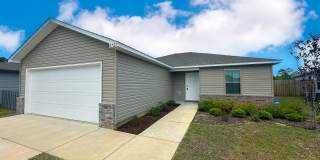 3 bedroom 2 bath home for rent close to NAS Pensacola! Gallery 1