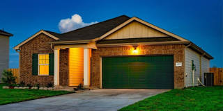 4807 Highland Springs Dr - ***Ask about our No Cash Security Deposit Option*** Gallery 1