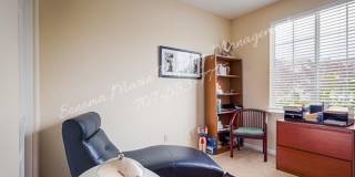 4 Bedroom Home Corner Lot ~ 1 bedroom on 1st evel ~ 3 Full Bathrooms Gallery 9