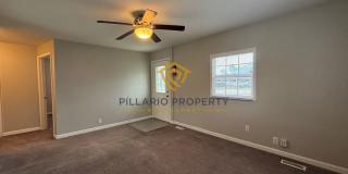Charming 2-Bedroom Home with Spacious Yard Near Garfield Park, Available NOW! Gallery 8