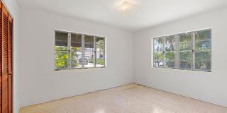 1725 N Lakeside Drive Gallery 16