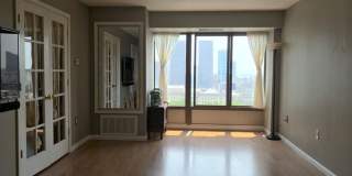 Bright Junior One Bedroom in CityView North Tower w/ Parking! Gallery 6