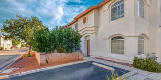 MOVE-IN READY 3-BEDROOM TOWNHOME IN SUMMERLIN! MOVE-IN READY 3-BEDROOM TOWNHOME IN SUMMERLIN! Gallery 1
