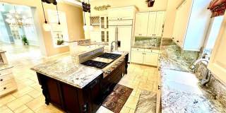 685 Bradbury Gallery 20