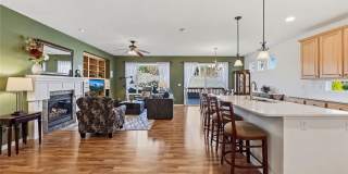 Spacious 2Br in Trilogy at Redmond Ridge 55+ Community Gallery 7