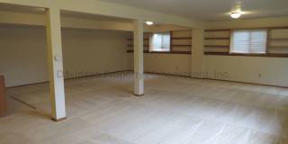 Spacious 3 Bedroom House on the West Side with Mountain Views Gallery 15