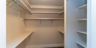 Beautiful Townhome in Central Colorado Springs! Gallery 21