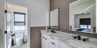 107 N New Haven Ave Gallery 24