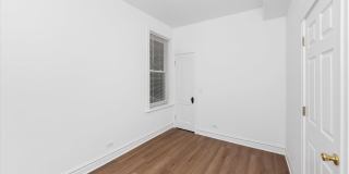 2350 West Charleston Street Gallery 15