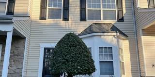 Amazing townhome located minutes from Brier Creek Gallery 1