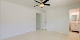 1635 NE 5th Court Gallery 10