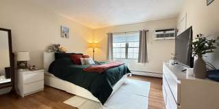 16 Winter St. Gallery 5