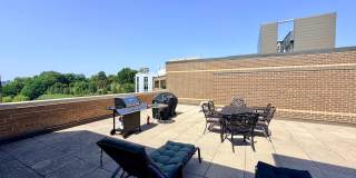 2111 WISCONSIN Avenue NW Gallery 22