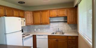 Updated 2 bedroom 1 bath duplex in Eugene!  $200 OFF YOUR FIRST MONTH'S RENT! Gallery 9