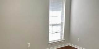 212 Landsburg Gallery 15