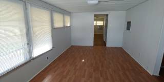 Affordable 3 bed/ 2 bath Mobile Home Available NOW! Gallery 5