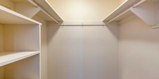 Twin Towers Apartments Gallery 29