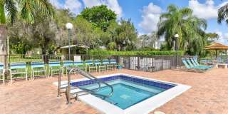 Bright & Spacious 1BR Retreat Near Beaches & Shopping Gallery 26