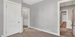 195 Laurel Hill Gallery 10