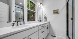 3-bedroom, 2.5-bath rental home located in Nashville’s vibrant, 12 South! Gallery 20