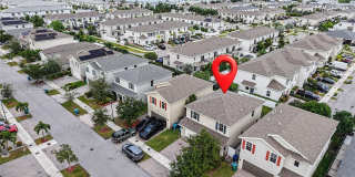 525 NE 6th Pl Gallery 33