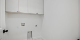 7627 Woodbine LN Gallery 30