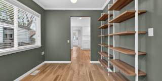 Beautiful 1930's 2bd/2ba Bungalow in Boise's Historic North End Gallery 6