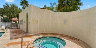 Central Phoenix Gem! Private Patio, Gated, Pool + Underground Parking Gallery 28