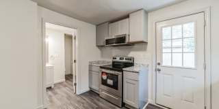 For Lease – 2 Bedroom, 1 Bath Corner Home in Kerrville, TX Gallery 13