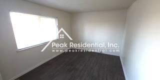 Spacious 2bd/1ba Sacramento Fourplex Gallery 17